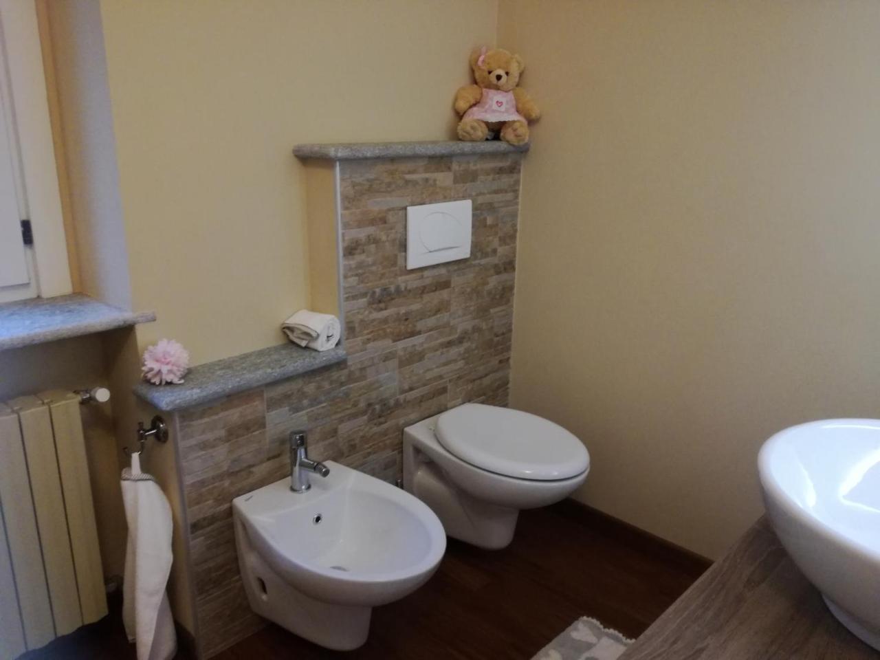 B&B Casa Dell'Orso Lurisia Exteriör bild